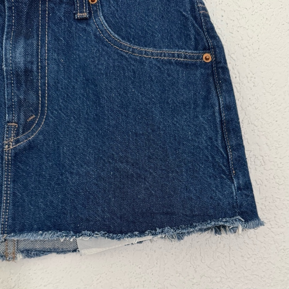 Mother SNACKS! The Fun Dip Micro Cut Mini Denim Jean Skirt in Cold Brew Size 25 - Picture 7 of 15